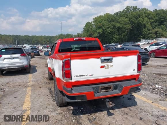 2020 Chevrolet Colorado 2WD LT с VIN 1GCGSCEN4L1143997, выставлен на аукционе IAAI как лот 43251542 с пробегом 59 044 миль миль и . История ставок и продаж доступна на DreamBid. Изображение 3.