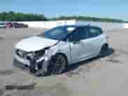 2024 Toyota Corolla XSE z VIN JTNC4MBE0R3217931, wystawiony jako IAAI lot #42579841 z przebiegiem 26 832 mil mil oraz . Historia ofert i sprzedaży dostępna na DreamBid. Obrazek 2.