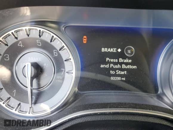 2019 Chrysler 300 Limited с VIN 2C3CCAKGXKH578159, выставлен на аукционе Copart как лот 66509835 с пробегом 60 098 миль миль и Списание • Salvage title. История ставок и продаж доступна на DreamBid. Изображение 9.