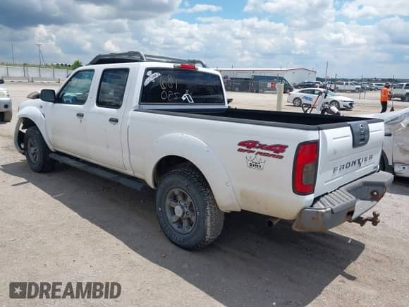 2003 Nissan Frontier XE z VIN 1N6ED29Y83C451126, wystawiony jako IAAI lot #42349509 z przebiegiem 182 193 mil mil oraz . Historia ofert i sprzedaży dostępna na DreamBid. Obrazek 3.