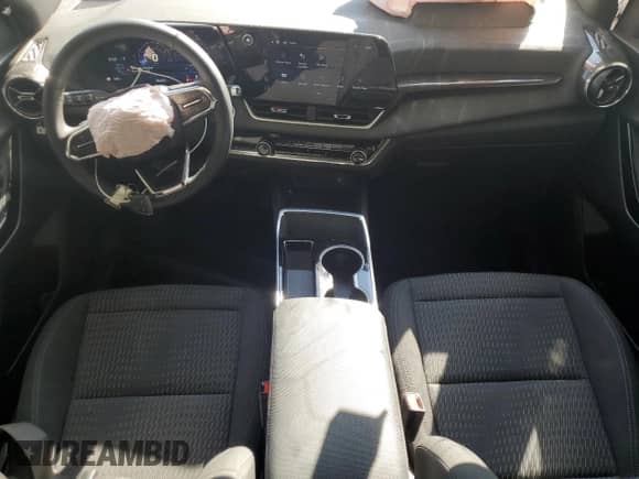 2025 Chevrolet Equinox FWD LT with VIN 3GNAXHEG9SL221386, listed as a Copart auction lot 84394905 with 26,453 mi miles and Salvage title. Bid and sale history available at DreamBid. Image 8.