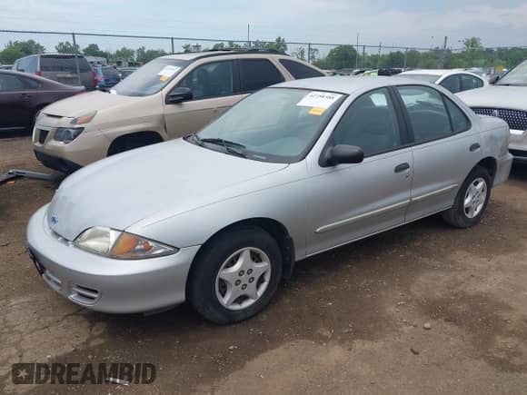 2000 Chevrolet Cavalier with VIN 1G1JC5245Y7362961, listed as a IAAI auction lot 42758388 with 196,515 mi miles and . Bid and sale history available at DreamBid. Image 2.