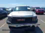 2007 GMC Sierra 1500 Work Truck с VIN 1GTEC14C77Z570817, выставлен на аукционе IAAI как лот 43057788 с пробегом 161 178 миль миль и . История ставок и продаж доступна на DreamBid. Изображение 12.