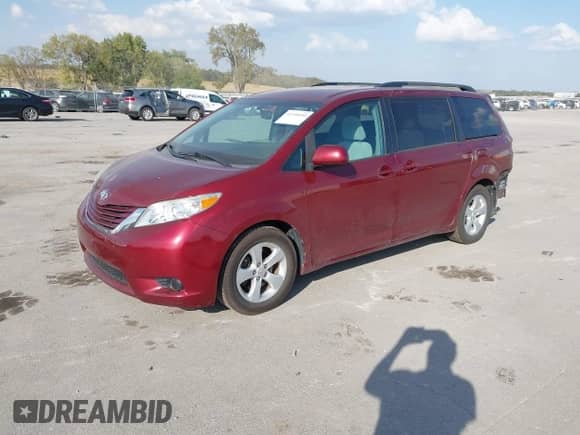 2017 Toyota Sienna LE with VIN 5TDKZ3DC7HS845991, listed as a IAAI auction lot 43340040 with 128,025 mi miles and . Bid and sale history available at DreamBid. Image 2.