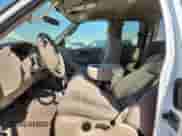 2003 Ford F-150 XL z VIN 2FTRX17L63CB07124, wystawiony jako Copart lot #86682935 z przebiegiem 101 788 mil mil oraz Szkoda całkowita • Salvage title. Historia ofert i sprzedaży dostępna na DreamBid. Obrazek 7.