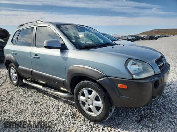 2005 Hyundai Tucson GLS с VIN KM8JN12D45U104479, выставлен на аукционе Copart как лот 80402635 с пробегом 161 638 миль миль и Списание • Salvage title. История ставок и продаж доступна на DreamBid. Изображение 4.