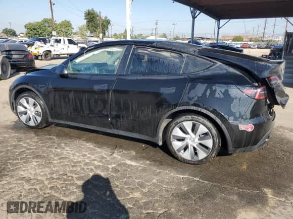 2023 Tesla Model Y Long Range с VIN 7SAYGAEE3PF903721, выставлен на аукционе Copart как лот 87489155 с пробегом Не указан миль и Списание • Salvage title. История ставок и продаж доступна на DreamBid. Изображение 2.