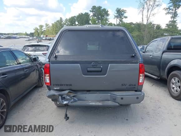 2020 Nissan Frontier Pro-4X z VIN 1N6ED0EB3LN724872, wystawiony jako IAAI lot #42711722 z przebiegiem 54 840 mil mil oraz . Historia ofert i sprzedaży dostępna na DreamBid. Obrazek 16.