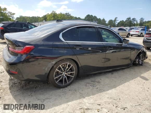 2020 BMW 3 Series 330i xDrive with VIN 3MW5R7J00L8B22531, listed as a Copart auction lot 71026435 with 49,742 mi miles and Non repairable. Bid and sale history available at DreamBid. Image 3.