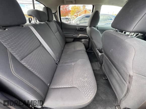 2023 Toyota Tacoma SR с VIN 3TMCZ5AN5PM600532, выставлен на аукционе Copart как лот 91505205 с пробегом 10 826 миль миль и Чистый • Clean title. История ставок и продаж доступна на DreamBid. Изображение 6.