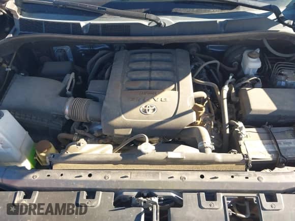 2019 Toyota Tundra SR5 с VIN 5TFAY5F17KX791678, выставлен на аукционе IAAI как лот 42290380 с пробегом 119 671 миль миль и . История ставок и продаж доступна на DreamBid. Изображение 10.