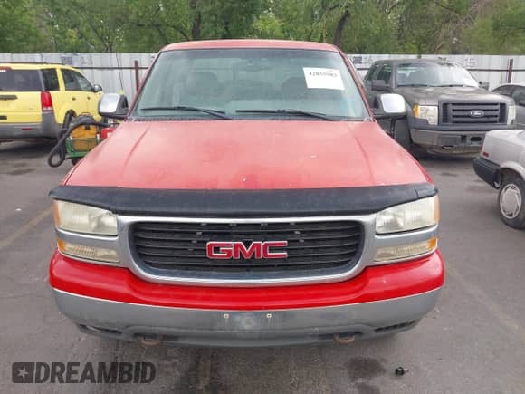 2000 GMC Sierra 1500 SLE z VIN 1GTEK19TXYZ264031, wystawiony jako IAAI lot #42855983 z przebiegiem 189 437 mil mil oraz . Historia ofert i sprzedaży dostępna na DreamBid. Obrazek 6.