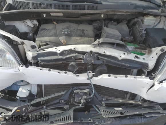 2019 Toyota Sienna L with VIN 5TDZZ3DC9KS972036, listed as a Copart auction lot 50302865 with 144,858 mi miles and Salvage title. Bid and sale history available at DreamBid. Image 14.