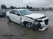 2018 Chrysler 300 S с VIN 2C3CCABT7JH327403, выставлен на аукционе Copart как лот 43242745 с пробегом 18 154 миль миль и Списание • Salvage title. История ставок и продаж доступна на DreamBid. Изображение 4.