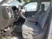 2019 Chevrolet Silverado 2500HD Work Truck z VIN 1GC1KREG8KF268318, wystawiony jako Copart lot #63873535 z przebiegiem 50 088 mil mil oraz Szkoda całkowita • Salvage title. Historia ofert i sprzedaży dostępna na DreamBid. Obrazek 7.