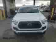 2023 Toyota Tacoma SR z VIN 3TMCZ5AN8PM650809, wystawiony jako Copart lot #84582325 z przebiegiem 21 362 mil mil oraz Nie do naprawy • Non repairable. Historia ofert i sprzedaży dostępna na DreamBid. Obrazek 5.