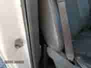 2007 Dodge 1500 ST z VIN 1D7HA16K57J633294, wystawiony jako Copart lot #71986785 z przebiegiem 203 921 mil mil oraz Czysty tytuł • Clean title. Historia ofert i sprzedaży dostępna na DreamBid. Obrazek 10.