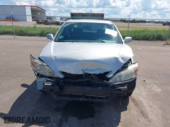 2003 Toyota Camry LE с VIN 4T1BF30K33U550358, выставлен на аукционе IAAI как лот 43047380 с пробегом 139 720 миль миль и . История ставок и продаж доступна на DreamBid. Изображение 13.