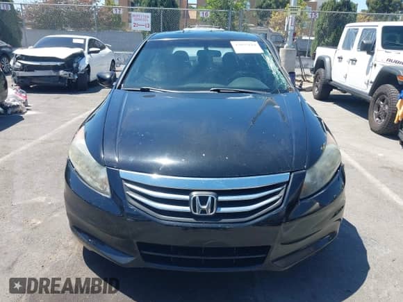 2012 Honda Accord EX z VIN 1HGCP2F71CA069885, wystawiony jako IAAI lot #43035184 z przebiegiem 159 771 mil mil oraz . Historia ofert i sprzedaży dostępna na DreamBid. Obrazek 12.