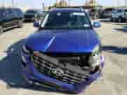 2023 Hyundai Venue SEL with VIN KMHRC8A35PU228841, listed as a Copart auction lot 70652184 with 8,778 mi miles and Salvage title. Bid and sale history available at DreamBid. Image 5.