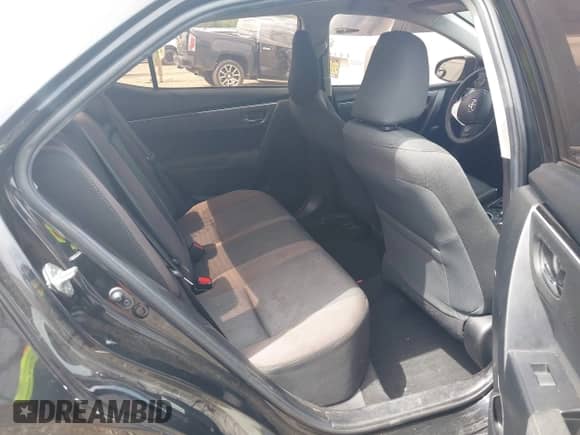 2019 Toyota Corolla L z VIN 5YFBURHE6KP900265, wystawiony jako IAAI lot #42641094 z przebiegiem 141 696 mil mil oraz . Historia ofert i sprzedaży dostępna na DreamBid. Obrazek 8.