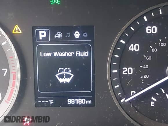 2018 Hyundai Tucson SE with VIN KM8J2CA45JU646285, listed as a IAAI auction lot 43366787 with 98,180 mi miles and . Bid and sale history available at DreamBid. Image 15.