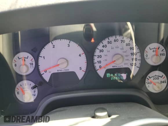 2006 Dodge 2500 SLT с VIN 3D7KR29C96G199275, выставлен на аукционе Copart как лот 59749835 с пробегом 228 676 миль миль и Списание • Salvage title. История ставок и продаж доступна на DreamBid. Изображение 9.