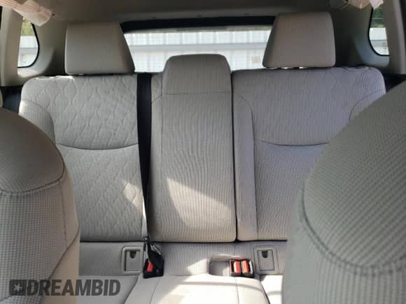 2023 Toyota Corolla Cross L z VIN 7MUAAABG4PV068817, wystawiony jako Copart lot #68871695 z przebiegiem 16 512 mil mil oraz Szkoda całkowita • Salvage title. Historia ofert i sprzedaży dostępna na DreamBid. Obrazek 10.