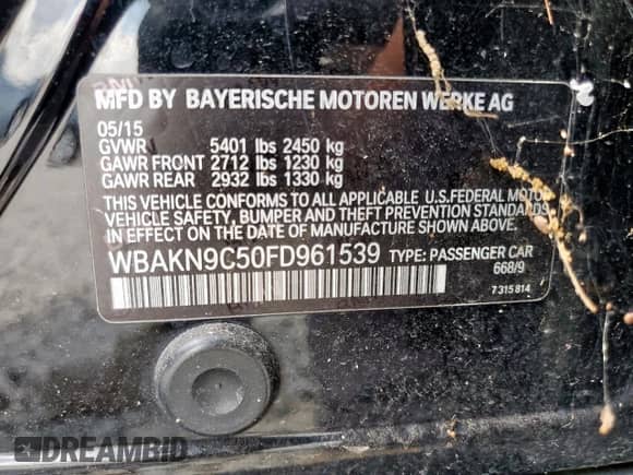 2015 BMW 5 Series 550i z VIN WBAKN9C50FD961539, wystawiony jako Copart lot #62201055 z przebiegiem 129 182 mil mil oraz Czysty tytuł • Clean title. Historia ofert i sprzedaży dostępna na DreamBid. Obrazek 12.