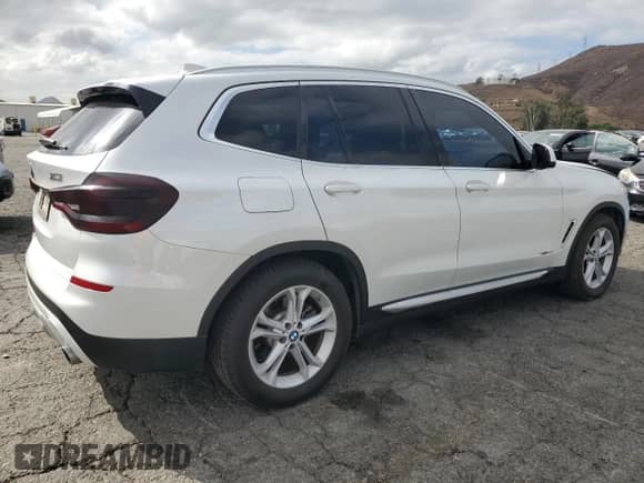 2018 BMW X3 xDrive30i with VIN 5UXTR9C55JLC74634, listed as a Copart auction lot 81882975 with 122,606 mi miles and Clean title. Bid and sale history available at DreamBid. Image 3.