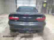 1994 Chevrolet Camaro Z28 z VIN 2G1FP22P2R2173826, wystawiony jako Copart lot #83315694 z przebiegiem 84 732 mil mil oraz Szkoda całkowita • Salvage title. Historia ofert i sprzedaży dostępna na DreamBid. Obrazek 6.