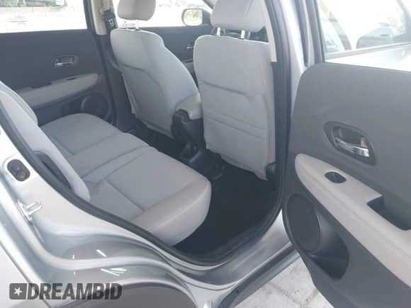 2021 Honda HR-V LX с VIN 3CZRU6H39MM718253, выставлен на аукционе IAAI как лот 43128996 с пробегом 17 053 миль миль и . История ставок и продаж доступна на DreamBid. Изображение 8.