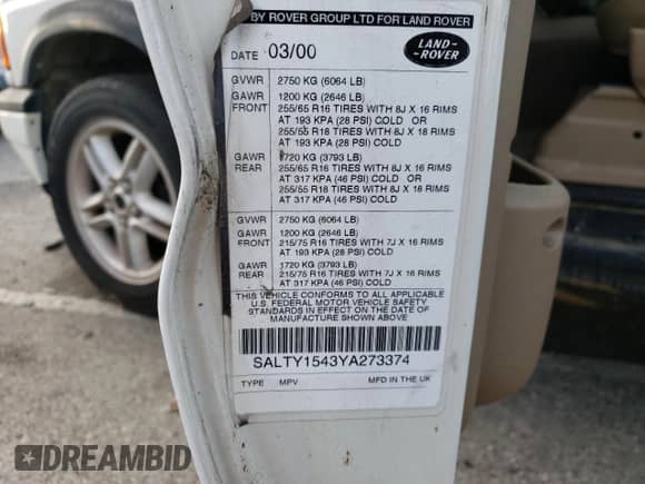 2000 Land Rover Discovery Cloth with VIN SALTY1543YA273374, listed as a Copart auction lot 86026964 with 115,114 mi miles and Clean title. Bid and sale history available at DreamBid. Image 13.