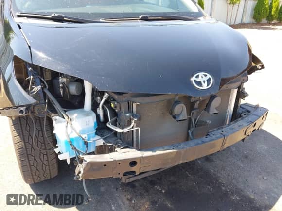 2017 Toyota Sienna SE with VIN 5TDXZ3DC5HS809254, listed as a IAAI auction lot 42640151 with 78,044 mi miles and . Bid and sale history available at DreamBid. Image 6.