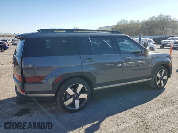 2024 Hyundai Santa Fe Limited с VIN 5NMP3DG13RH004911, выставлен на аукционе Copart как лот 83635084 с пробегом 9 746 миль миль и Списание • Salvage title. История ставок и продаж доступна на DreamBid. Изображение 3.