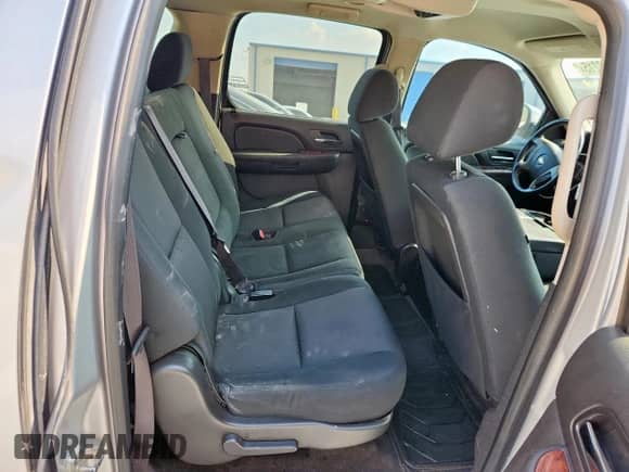 2013 Chevrolet Suburban LS с VIN 1GNSKHE74DR188117, выставлен на аукционе Copart как лот 69680215 с пробегом 193 579 миль миль и Чистый • Clean title. История ставок и продаж доступна на DreamBid. Изображение 11.