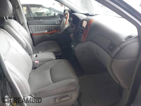 2009 Toyota Sienna XLE with VIN 5TDZK22C29S227222, listed as a IAAI auction lot 42484614 with 241,703 mi miles and . Bid and sale history available at DreamBid. Image 5.