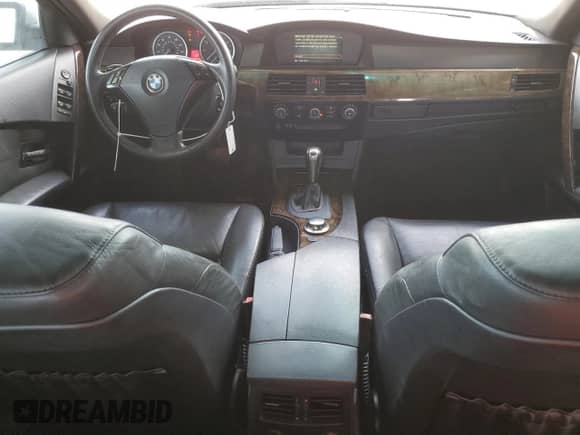 2004 BMW 5 Series 530i with VIN WBANA73554B061547, listed as a Copart auction lot 84947265 with 64,536 mi miles and Salvage title. Bid and sale history available at DreamBid. Image 8.