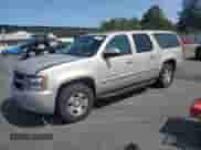 2008 Chevrolet Suburban 2LT с VIN 1GNFK16318J249559, выставлен на аукционе Copart как лот 72003285 с пробегом 206 891 миль миль и Списание • Salvage title. История ставок и продаж доступна на DreamBid. Изображение 1.
