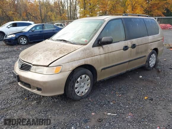 2000 Honda Odyssey LX с VIN 2HKRL1857YH594394, выставлен на аукционе IAAI как лот 43501994 с пробегом 205 652 миль миль и . История ставок и продаж доступна на DreamBid. Изображение 2.