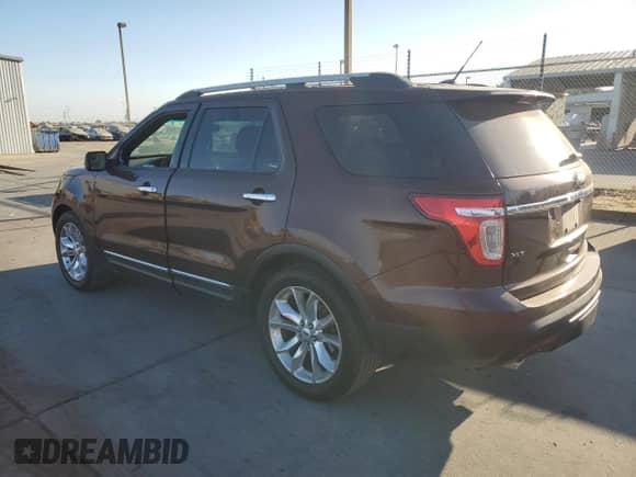 2012 Ford Explorer XLT z VIN 1FMHK7D81CGA31951, wystawiony jako Copart lot #80543285 z przebiegiem 187 296 mil mil oraz Szkoda całkowita • Salvage title. Historia ofert i sprzedaży dostępna na DreamBid. Obrazek 2.
