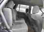 2004 Hyundai Santa Fe GLS с VIN KM8SC13E74U842843, выставлен на аукционе Copart как лот 84851334 с пробегом Не указан миль и Списание • Salvage title. История ставок и продаж доступна на DreamBid. Изображение 11.