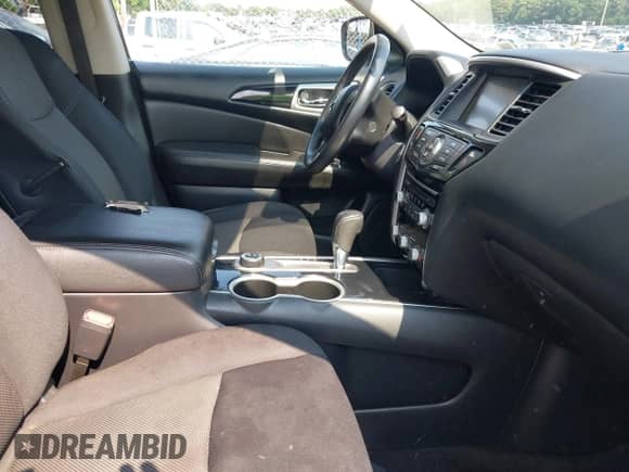 2019 Nissan Pathfinder SV with VIN 5N1DR2MM8KC635352, listed as a IAAI auction lot 42903598 with 109,837 mi miles and . Bid and sale history available at DreamBid. Image 5.