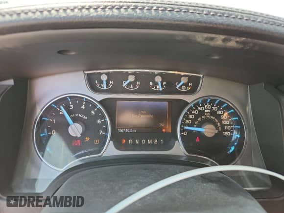 2012 Ford F-150 XL z VIN 1FTFW1EFXCFC77381, wystawiony jako Copart lot #82560535 z przebiegiem 156 749 mil mil oraz Szkoda całkowita • Salvage title. Historia ofert i sprzedaży dostępna na DreamBid. Obrazek 9.