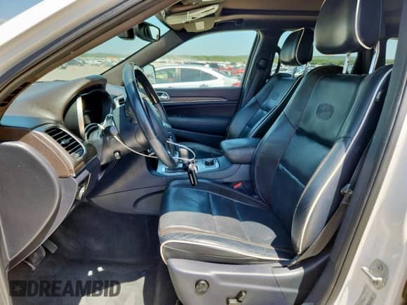 2017 Jeep Grand Cherokee Overland с VIN 1C4RJFCG8HC713061, выставлен на аукционе Copart как лот 65800955 с пробегом 193 619 миль миль и Чистый • Clean title. История ставок и продаж доступна на DreamBid. Изображение 7.