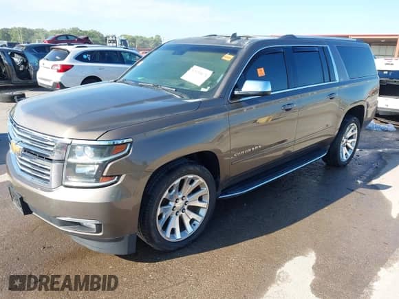 2016 Chevrolet Suburban LTZ с VIN 1GNSKJKC5GR210672, выставлен на аукционе IAAI как лот 43131671 с пробегом Не указан миль и . История ставок и продаж доступна на DreamBid. Изображение 2.