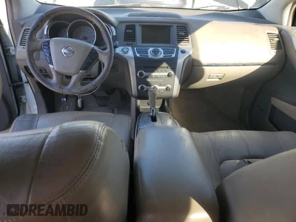 2009 Nissan Murano S z VIN JN8AZ18W59W204655, wystawiony jako Copart lot #81743075 z przebiegiem Nie podano mil oraz Czysty tytuł • Clean title. Historia ofert i sprzedaży dostępna na DreamBid. Obrazek 8.