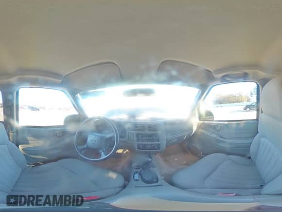 2003 Chevrolet Blazer Xtreme with VIN 1GNCS18X63K132338, listed as a Copart auction lot 84887164 with 211,194 mi miles and Salvage title. Bid and sale history available at DreamBid. Image 13.