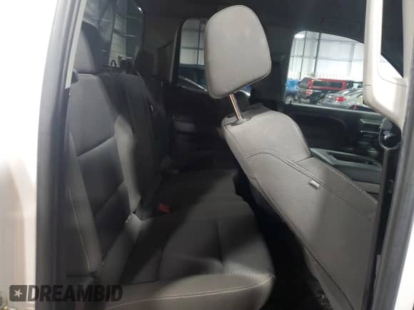 2017 Chevrolet Silverado 1500 LT с VIN 1GCVKREC0HZ217577, выставлен на аукционе Copart как лот 64971435 с пробегом 78 195 миль миль и Списание • Salvage title. История ставок и продаж доступна на DreamBid. Изображение 10.