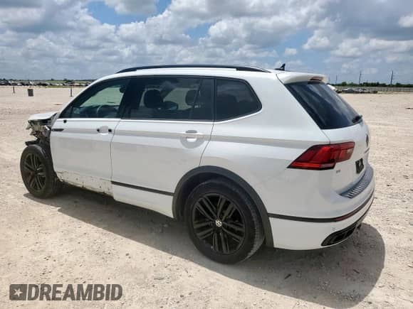 2022 Volkswagen Tiguan SE R-Line Black с VIN 3VVCB7AX2NM034944, выставлен на аукционе Copart как лот 61990465 с пробегом 47 678 миль миль и Списание • Salvage title. История ставок и продаж доступна на DreamBid. Изображение 2.